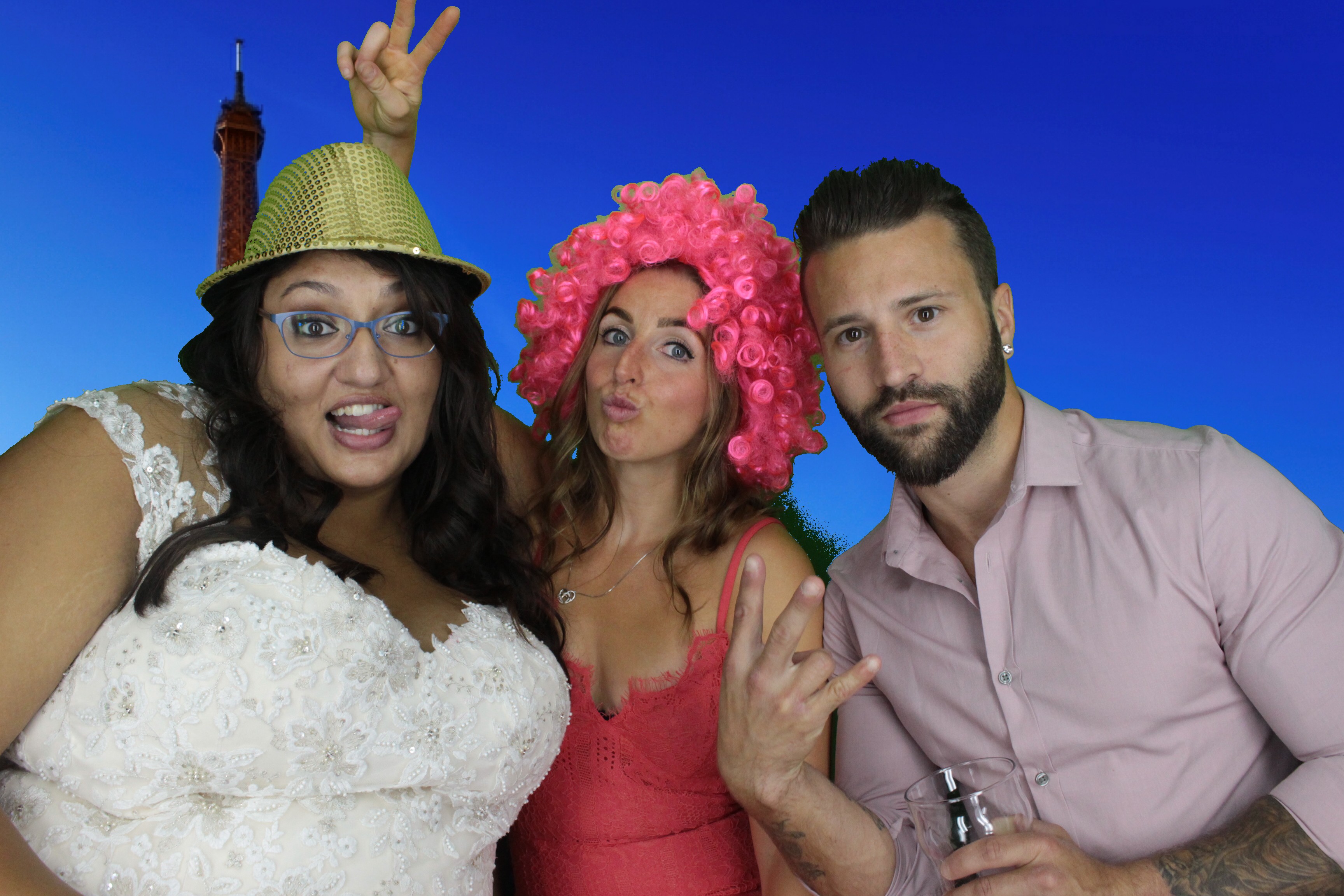 Mr & Mrs Ryan | View more photos from the event at gallery.myphotoboothexperience.co.uk/u/MyPhotoBoothExperienceLtd/Mr-Mrs-Ryan